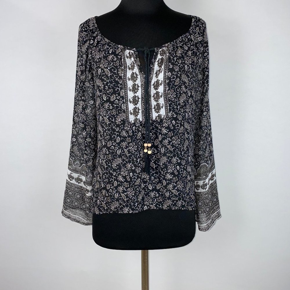 Full Tilt S Floral Paisley Patterned Blouse